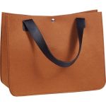 Saco Feltro Castanho / imitação couro c/ botão 35x18x27cm – Norpack