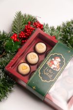 Caixa Cartolina Vermelha C/ Tampa PVC 13,5x9,5cm p/ 6 Brigadeiros Coleção Pai Natal – Norpack - Image 3