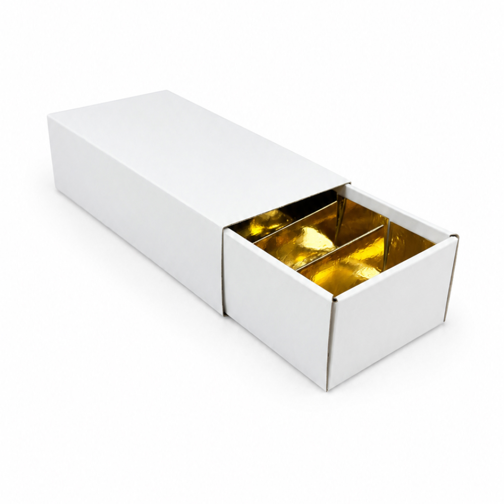 110300000152_1.jpg Caixa Cartão Chocolates Branca e Dourada 5 linhas 17,5x7x4,5cm – Norpack - Image 1