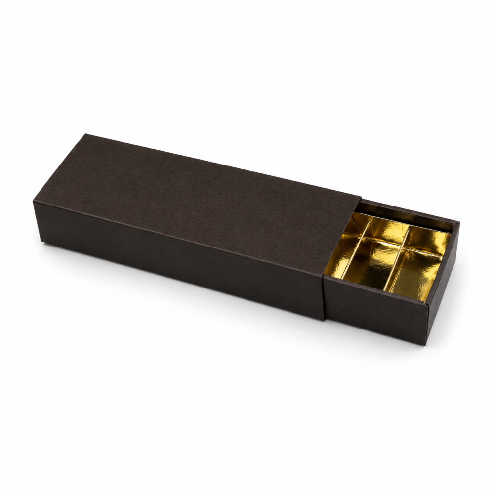 110300000156_1.jpg Caixa Cartão Chocolates Castanha e Dourada 7 linhas 24,5x7x4,5cm – Norpack - Image 1