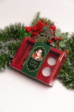 Caixa Cartolina Vermelha C/ Tampa PVC 13,5x9,5cm p/ 6 Brigadeiros Coleção Pai Natal – Norpack - Image 4