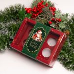 Caixa Cartolina Vermelha C/ Tampa PVC 13,5x9,5cm p/ 6 Brigadeiros Coleção Pai Natal – Norpack