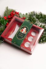 Caixa Cartolina Vermelha C/ Tampa PVC p/ Mini Garrafa + 6 Brigadeiros Coleção Pai Natal – Norpack - Image 5