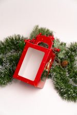 Caixa Cartolina Vermelha C/ Alça 9,5x9,5x14cm p/ Mini Panettone 100grs Coleção Pai Natal – Norpack - Image 8