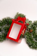 Caixa Cartolina Vermelha C/ Alça 9,5x9,5x14cm p/ Mini Panettone 100grs Coleção Pai Natal – Norpack - Image 4