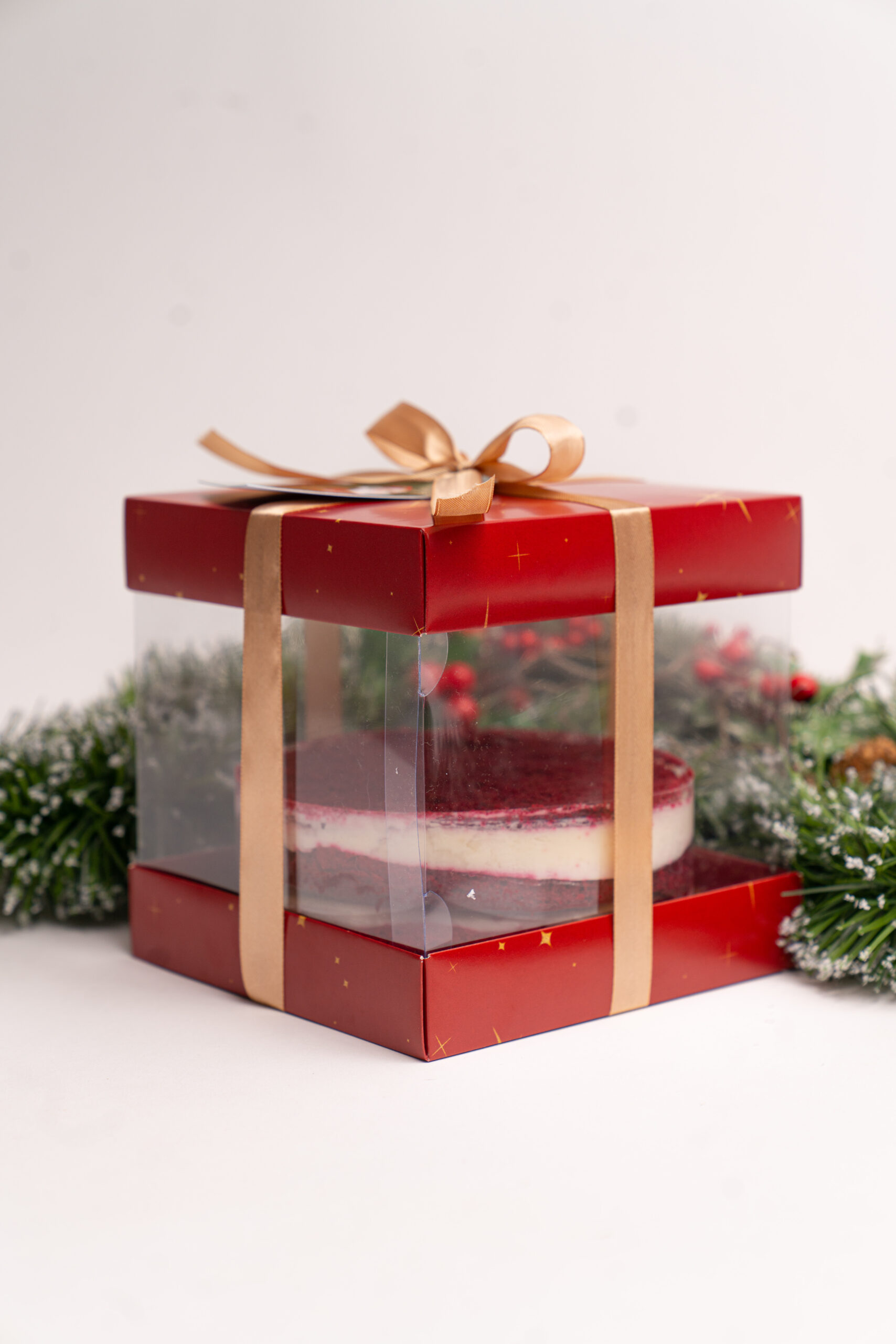 175-scaled-1.jpg Caixa Cartolina Vermelha C/ Tampa p/ Mini Panettone 500grs / Bento Cake Coleção Pai Natal – Norpack - Image 1