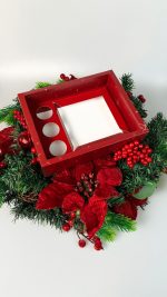 Caixa Cartolina Vermelha C/ Tampa PVC p/ Bentô Cake + 3 brigadeiros 20x16x9,5cm Coleção Pai Natal – Norpack - Image 3