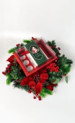 Caixa Cartolina Vermelha C/ Tampa PVC p/ Bentô Cake + 3 brigadeiros 20x16x9,5cm Coleção Pai Natal – Norpack - Image 9