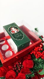 Caixa Cartolina Vermelha C/ Tampa PVC p/ Bentô Cake + 3 brigadeiros 20x16x9,5cm Coleção Pai Natal – Norpack - Image 5