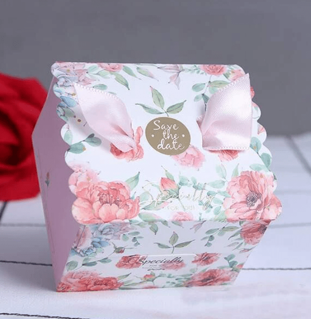 3001003703-1.png Caixa Presente/Pastelaria Mod. A Casamento 6,5x6,5x4,5cm Pack 10 – Norpack - Image 1