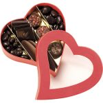 Caixa Cartão Chocolates Vermelha Coração 4 linhas 14x14x3,3cm – Norpack