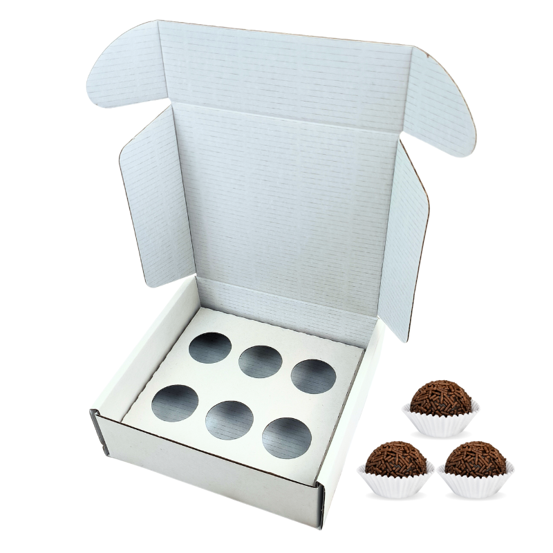 4-7.png Caixa Cartao Micro Branca 140x140x50mm 6 brigadeiros s/ janela – Norpack - Image 1