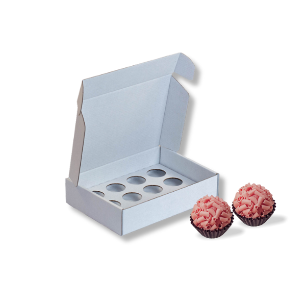 8-1-1.png Caixa Cartão Branca 195x145x45mm p/ 12 Brigadeiros – Norpack - Image 1