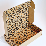 Caixa Postal C/ Padrão Leopardo + Obrigada (impressão no exterior e interior) – Envio de Encomendas com Estilo – Norpack - Image 4