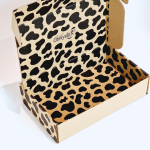 Caixa Postal C/ Padrão Manchas Vaca em preto + Obrigada (impressão no exterior e interior) – Envio de Encomendas com Estilo – Norpack - Image 5