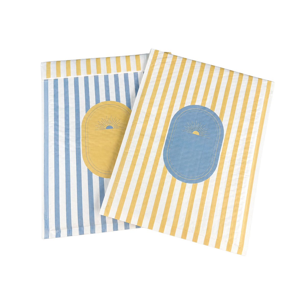 Envelope-no8-branco-380300000002.jpg Envelope Almofadado nº 8 Branco Coleção Verão Riscas Azuis e Amarelas – Norpack - Image 1