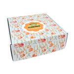 Caixa Cartão Postal Branca 200mmx200mmx70mm Padrão Raposas e Plantas + Logo – Norpack